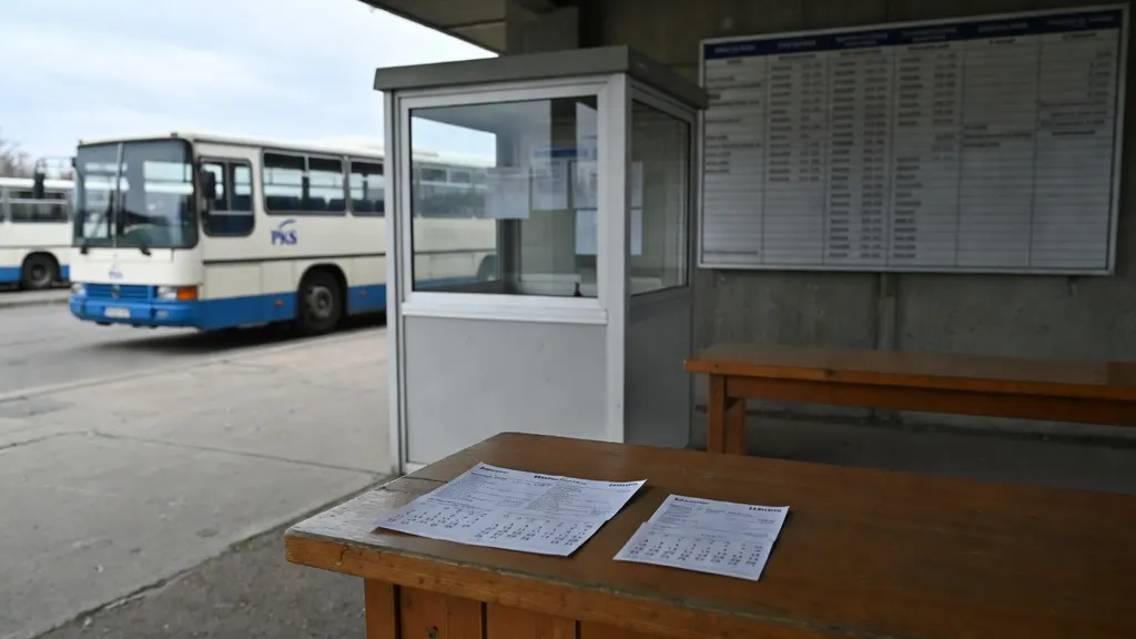 Do kiedy można kupić bilet miesięczny PKS